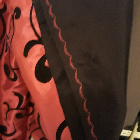 Jacket and Skirt ensemble - Picture 7 of 10